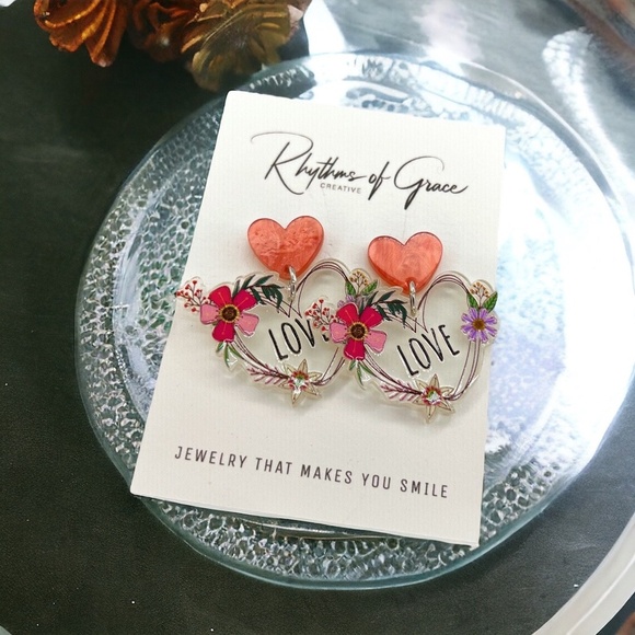 Floral Love Affair – Whimsical Heart Earrings with Flowers & Script (NWT) - Picture 3 of 4